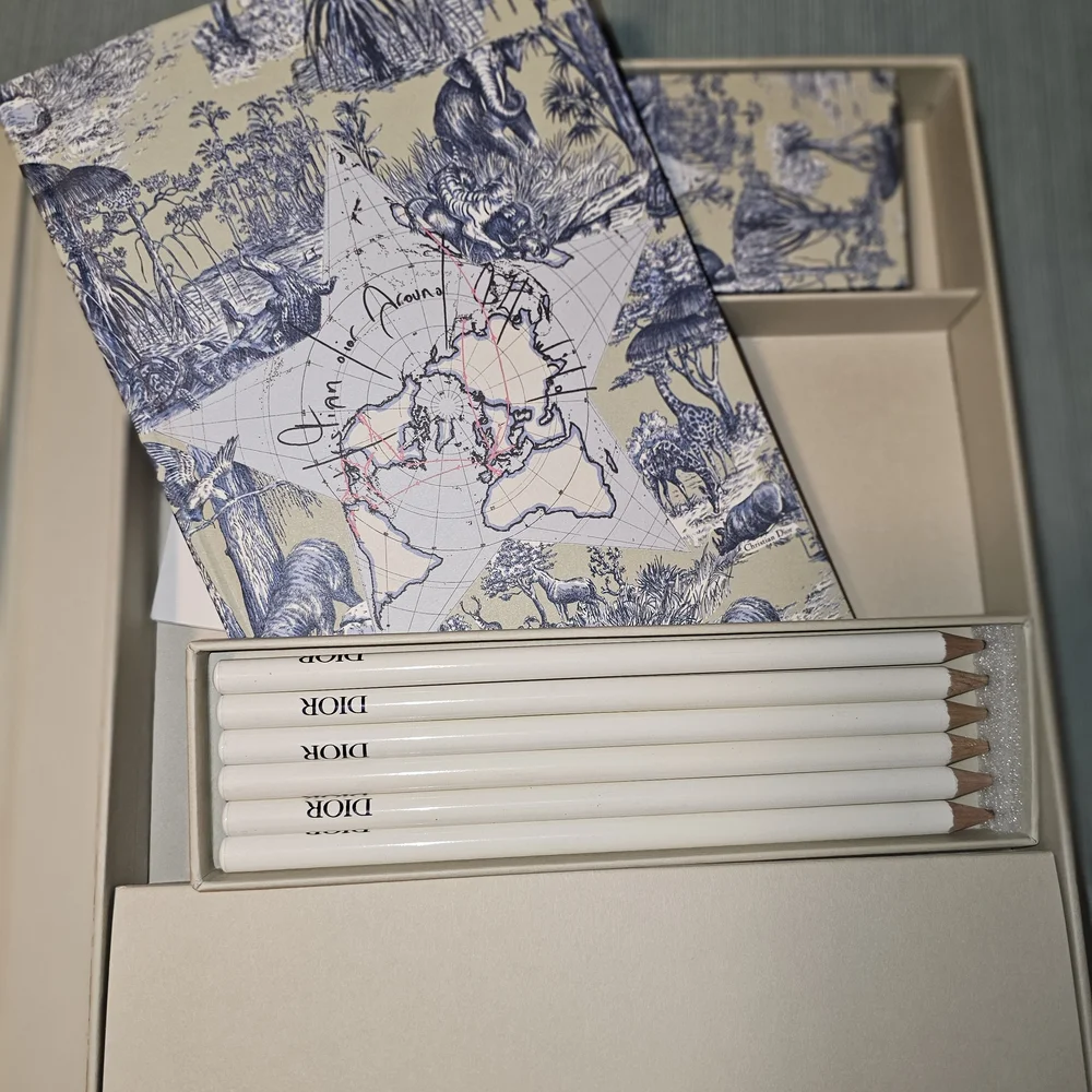 Dior Blue and Cream Toile de Jouy Notebook Collection - Picture 2 of 2